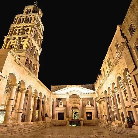 Art Center Lejlighed *